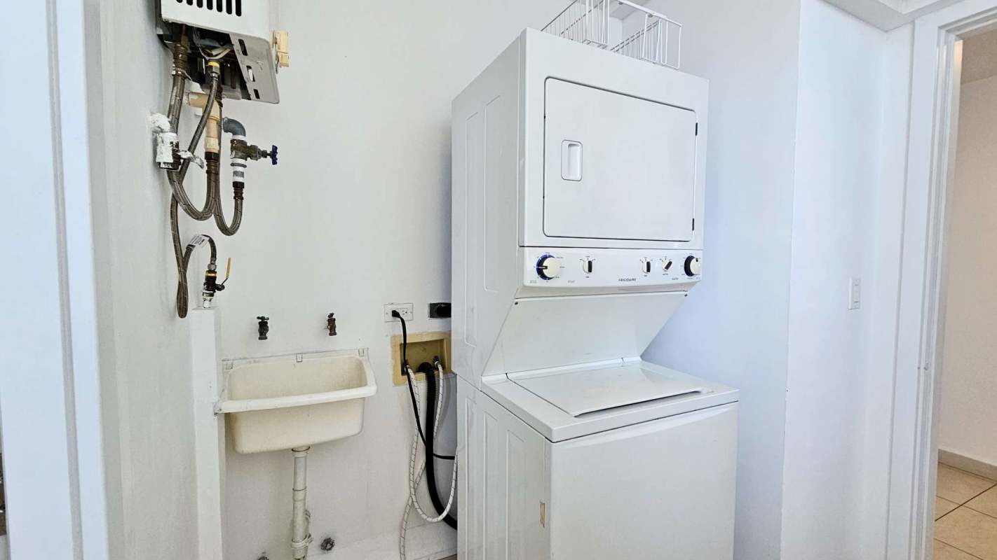 Furnished 3BR Oceanfront Apartment PH Oasis on the Bay Punta Pacífica