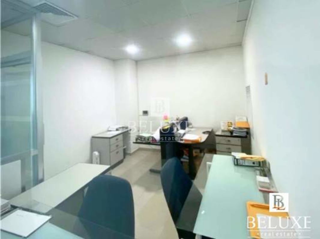 Multiple enclosed office rooms in corporate tower in Marbella Panama City