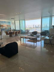 Apartment for Sale in San Francisco - 3 bedrooms