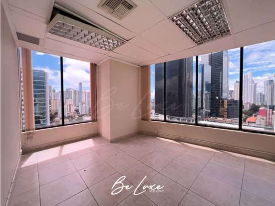Bright office unit with large windows in Proconsa II Bella Vista Panama City for sale