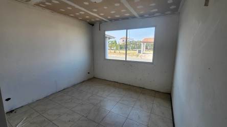 Unfinished 3BR 3.5BA House Residencial Malibu Nueva Gorgona