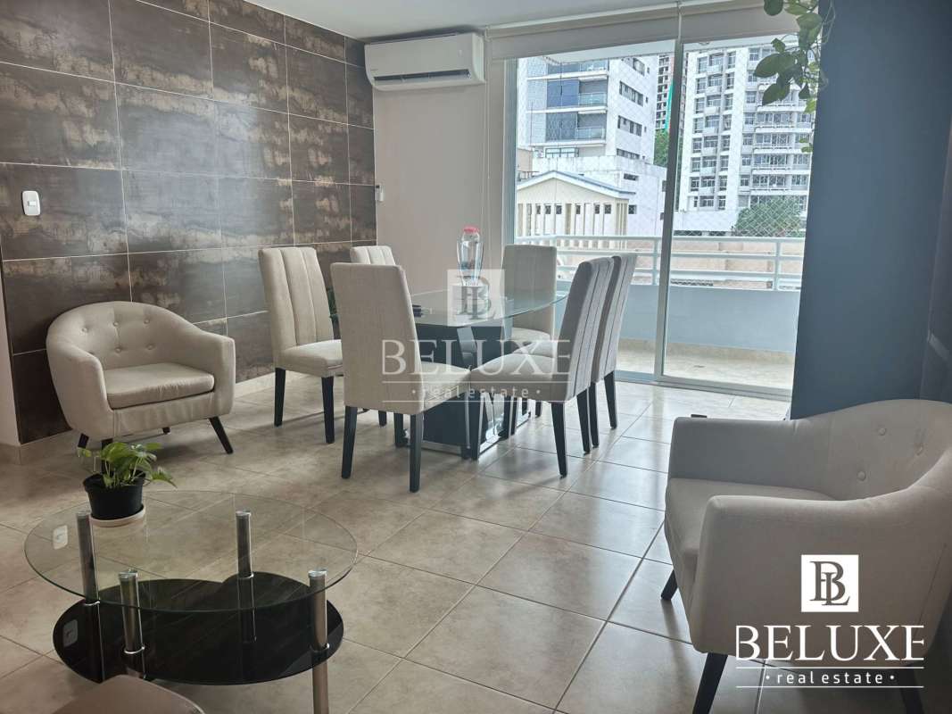 Bedroom with closet and large window city view PH Marquis El Cangrejo Panama