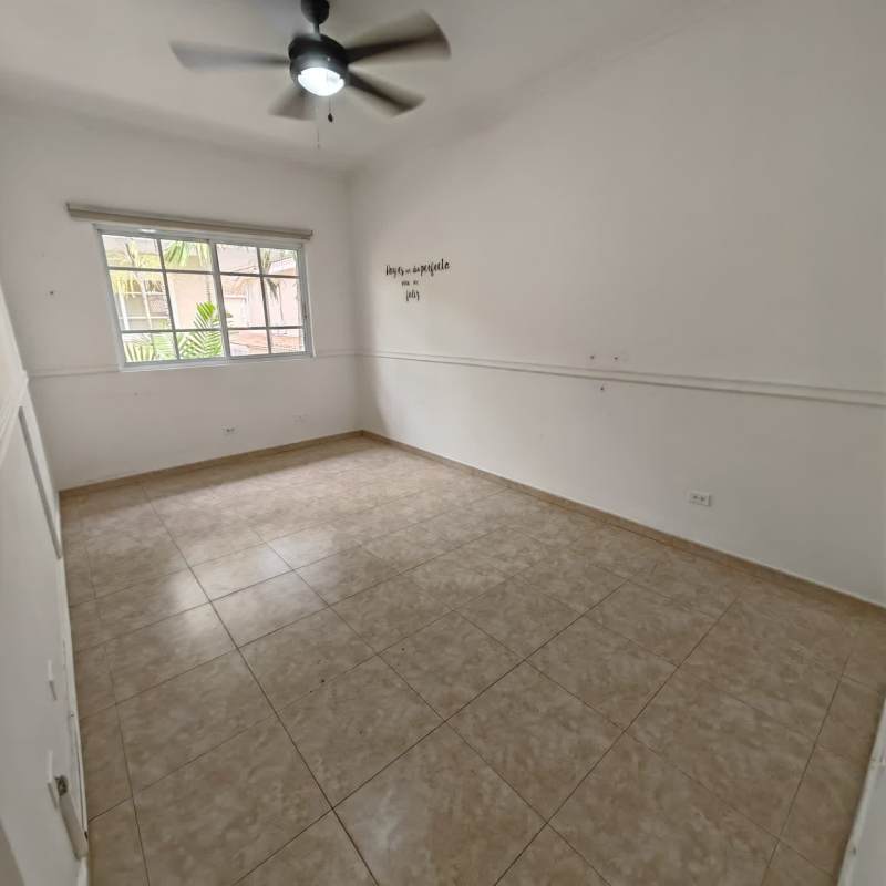 Laundry room with washer dryer connections, utility sink, translucent roof Palmeras del Este Panama