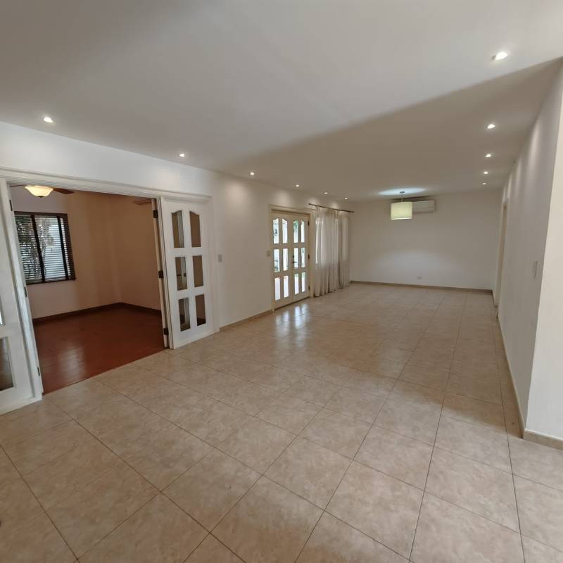 Living dining area open plan with French doors, ceramic flooring Palmeras del Este Panama