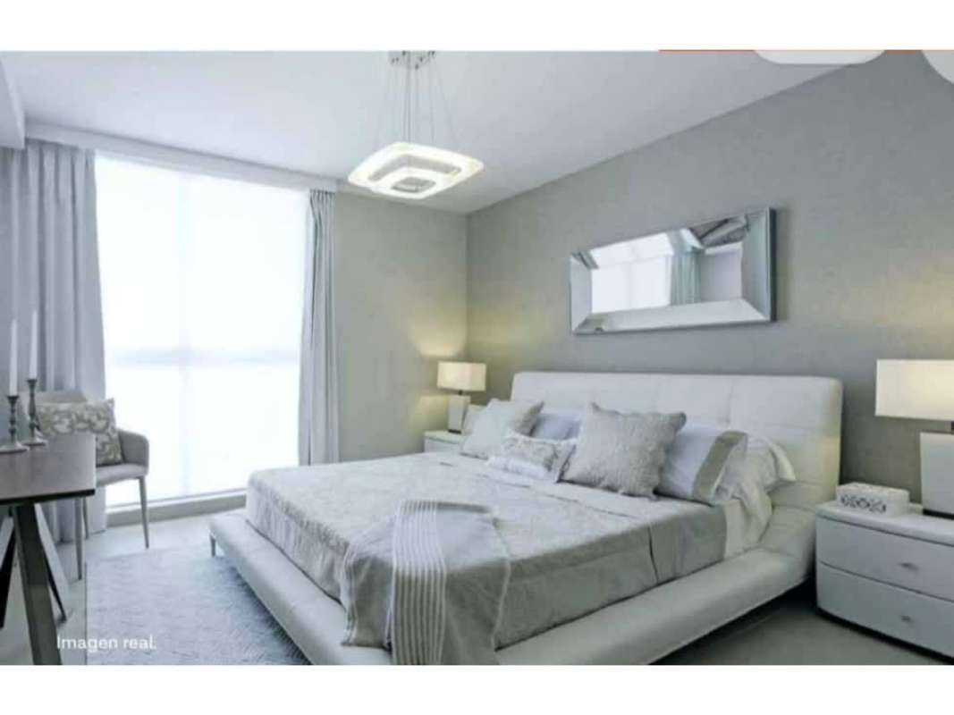 Aerial photo of PH Kings Park showing basketball court, soccer field, pool and gardens Panama City