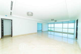 Apartment for Sale in Costa del Este - 3 bedrooms