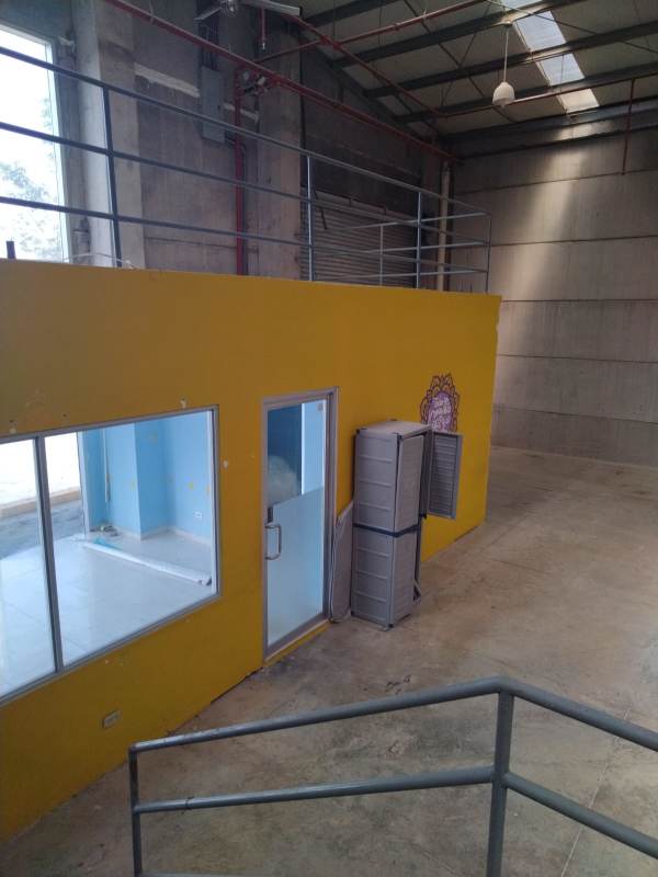 550m2 Warehouse with Office Space For Rent Panama Viejo