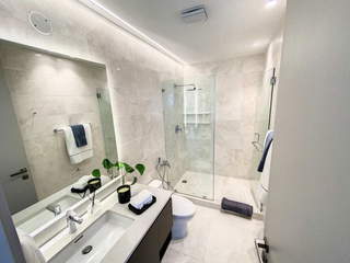 Apartment for Sale in San Francisco - 3 bedrooms