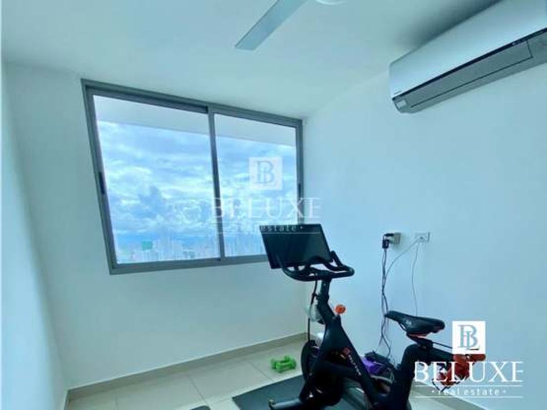 Remodeled 2BR High-Floor Apartment with Balcony | PH Torres de Castilla