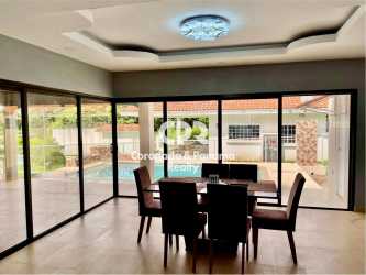 4BR House with Pool & Terrace in Central Coronado in Chame - View 3