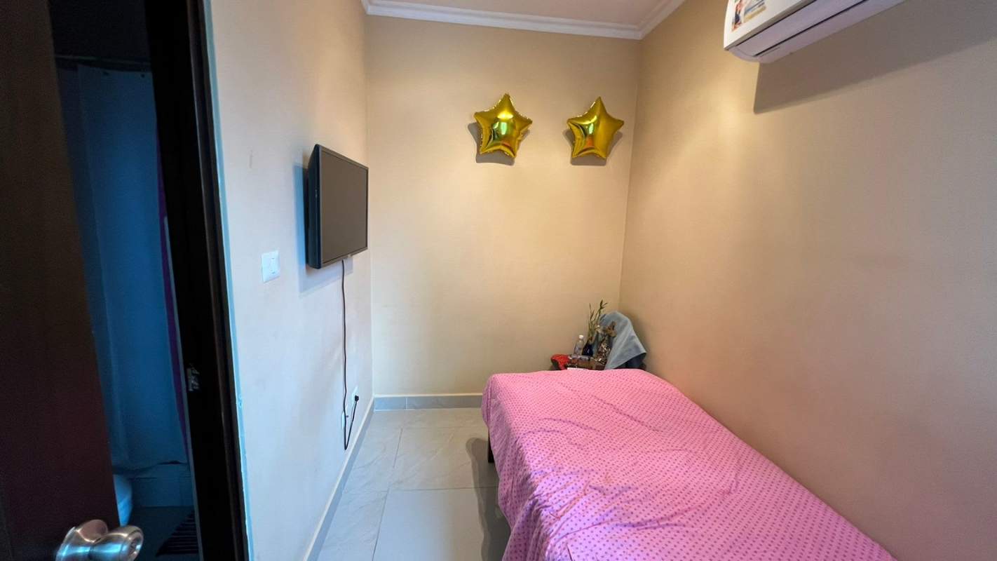 Modern gym with large windows, city views and top equipment at PH Pacific Sun Punta Pacifica Panama