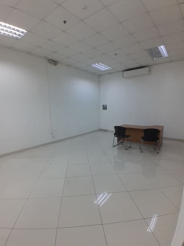 Small Office Unit Plaza Tocumen near Metro & Airport