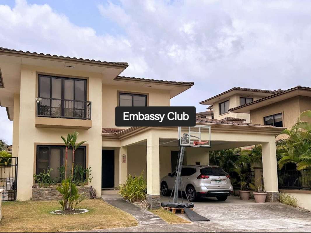 Two-story facade Mediterranean style with driveway and balcony, Embassy Club Panama