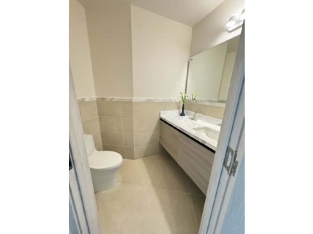 Secondary bedroom with closet and view PH Ocean House Santa María Panama