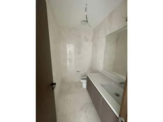 Apartment for Sale in San Francisco - 4 bedrooms