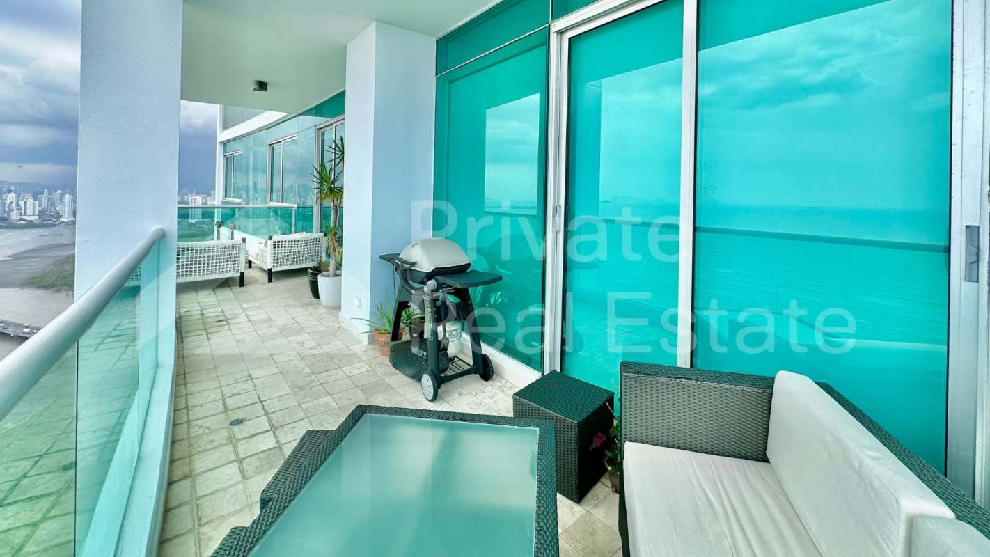Expansive ocean-view terrace in PH Ocean One penthouse Costa del Este Panama City
