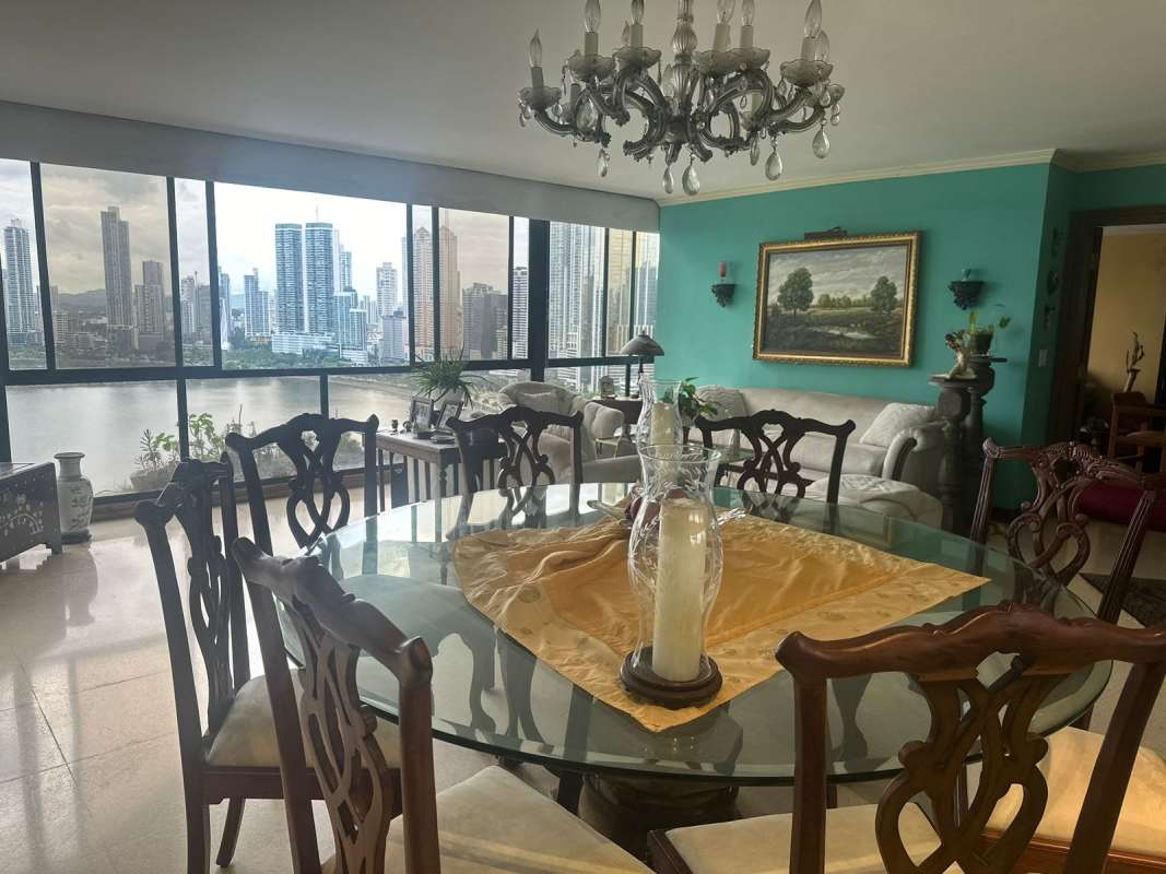 Bedroom with floor-to-ceiling windows, Pacific Ocean view, and modern furnishings PH Mediterrane