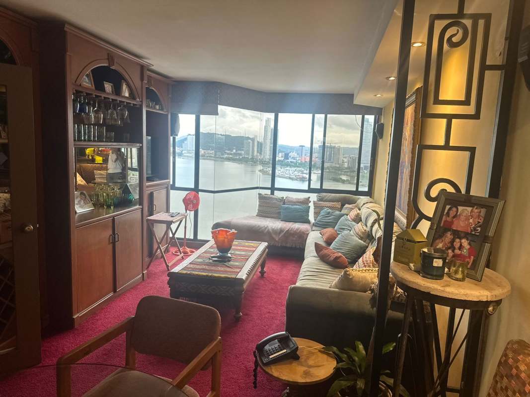 Bedroom with panoramic window city skyline view in PH Mediterrane Punta Paitilla Panama City