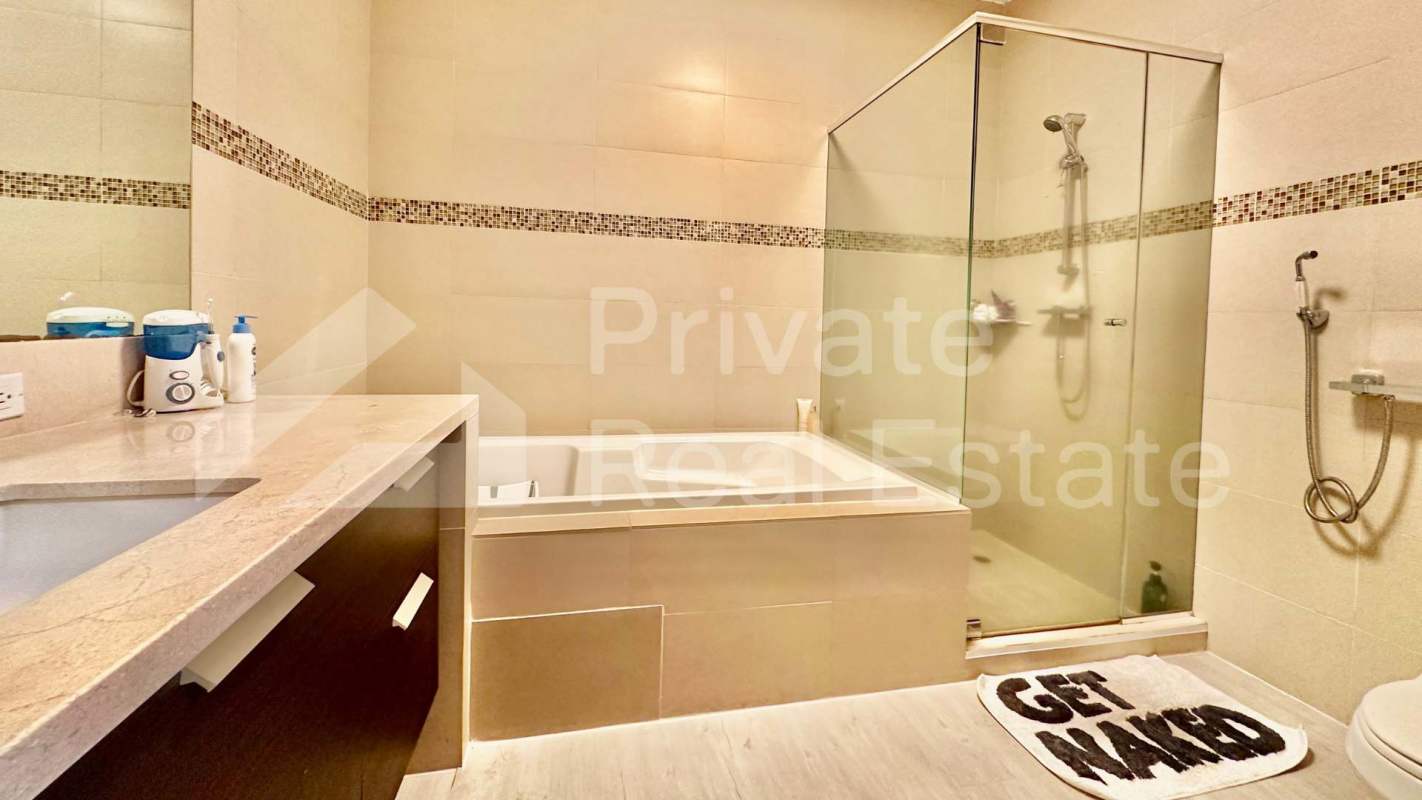 Open living-dining area with ocean views in PH Oceanaire Punta Pacifica Panama City Panama