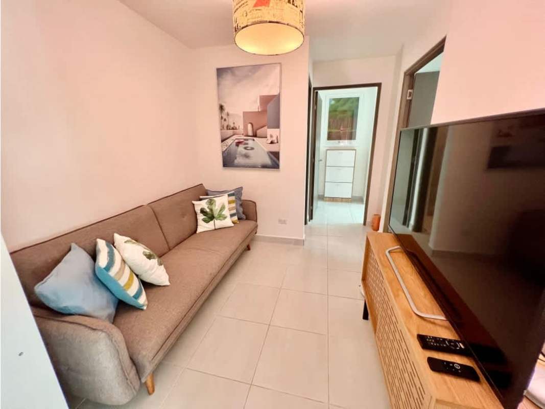 Spacious master bedroom panoramic window closet large bed PH Metropolitan Park Panama City