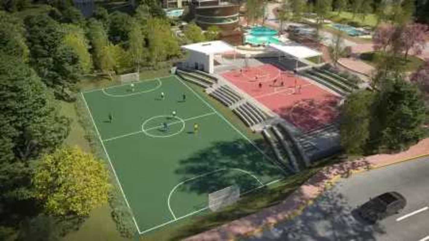 Sports courts and swimming pools in Green City Ciudad Verde Panama