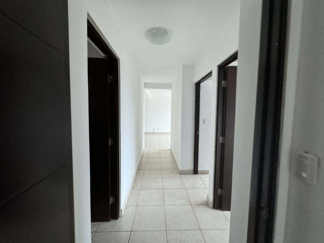 Modern bathroom with glass shower enclosure and tiled walls PH Clayton Park Panama
