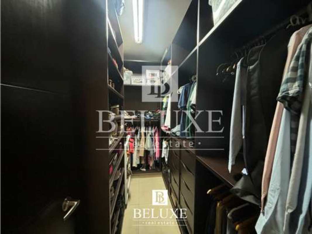 Granite kitchen with appliances Embassy Village Clayton Albrook Panama City