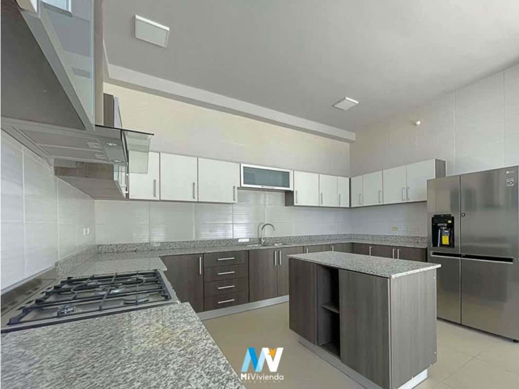 Modern minimalist living room with floor-to-ceiling panoramic windows and city view in Costa del Este