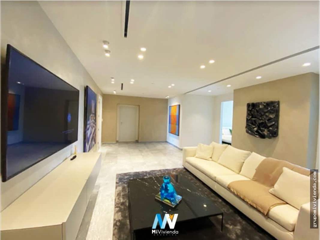 Modern master bedroom with ocean panoramic views Costa del Este