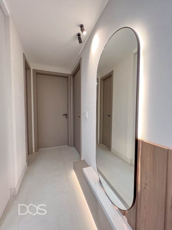 Semi Olympic rooftop pool lounge panoramic ocean skyline views PH Coco Place Panama City