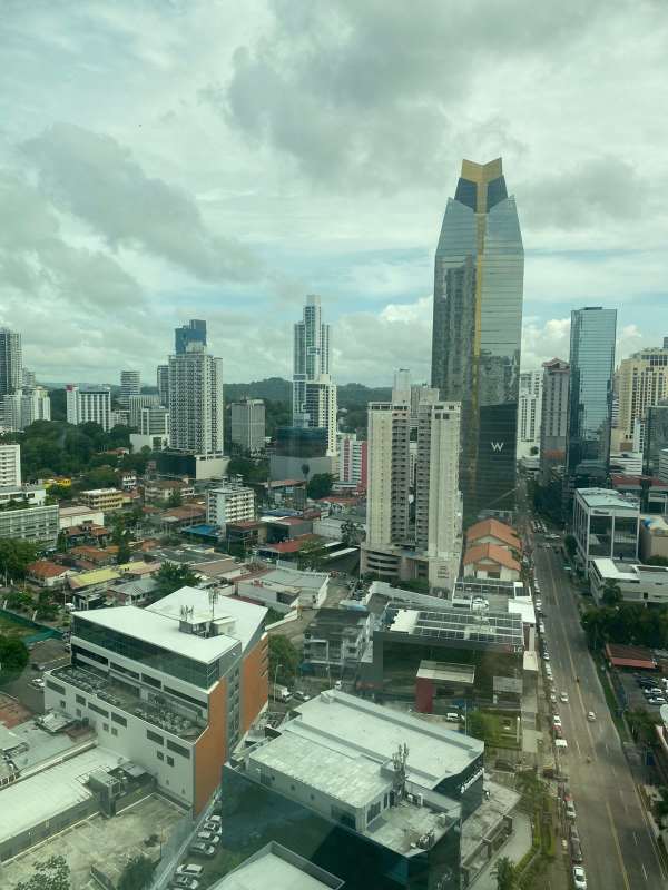 Skyline of Panama City showing Calle 50 and Avenida Balboa near Torre Banesco