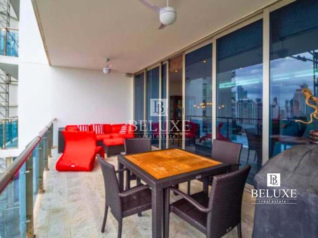 Spacious master suite with private ocean balcony in PH Aqualina Punta Pacífica Panama