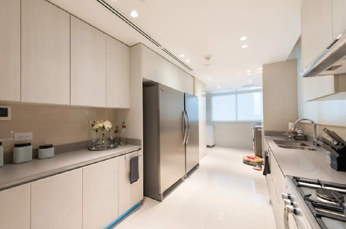 Luxury 3BR Condo with Ocean View in PH Costanera Bella Vista