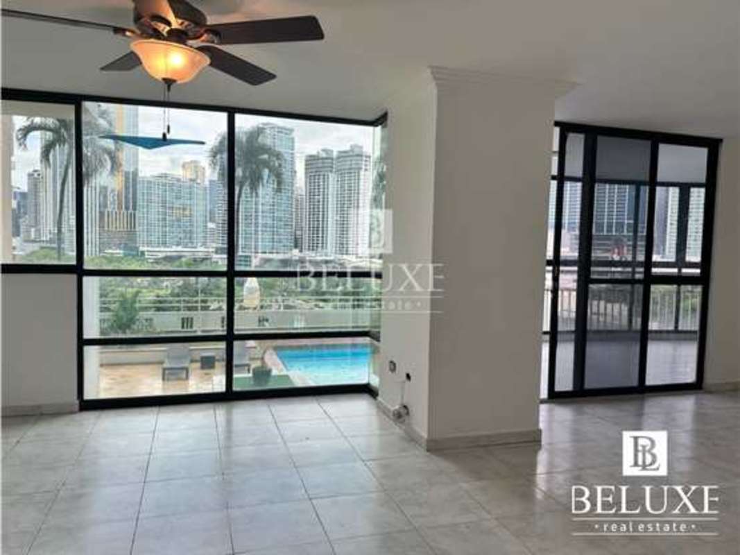 Spacious living room with balcony access Punta Paitilla PH Perla del Pacífico