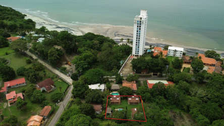 Income Property 3 Beach Cabins 1 min from Playa Corona