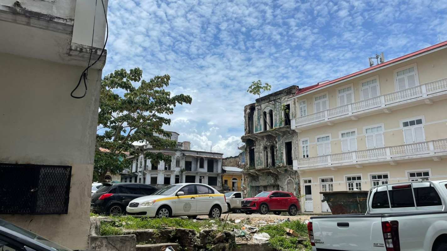 Abandoned and restored colonial buildings adjacent to Casco Viejo lot for sale Panama