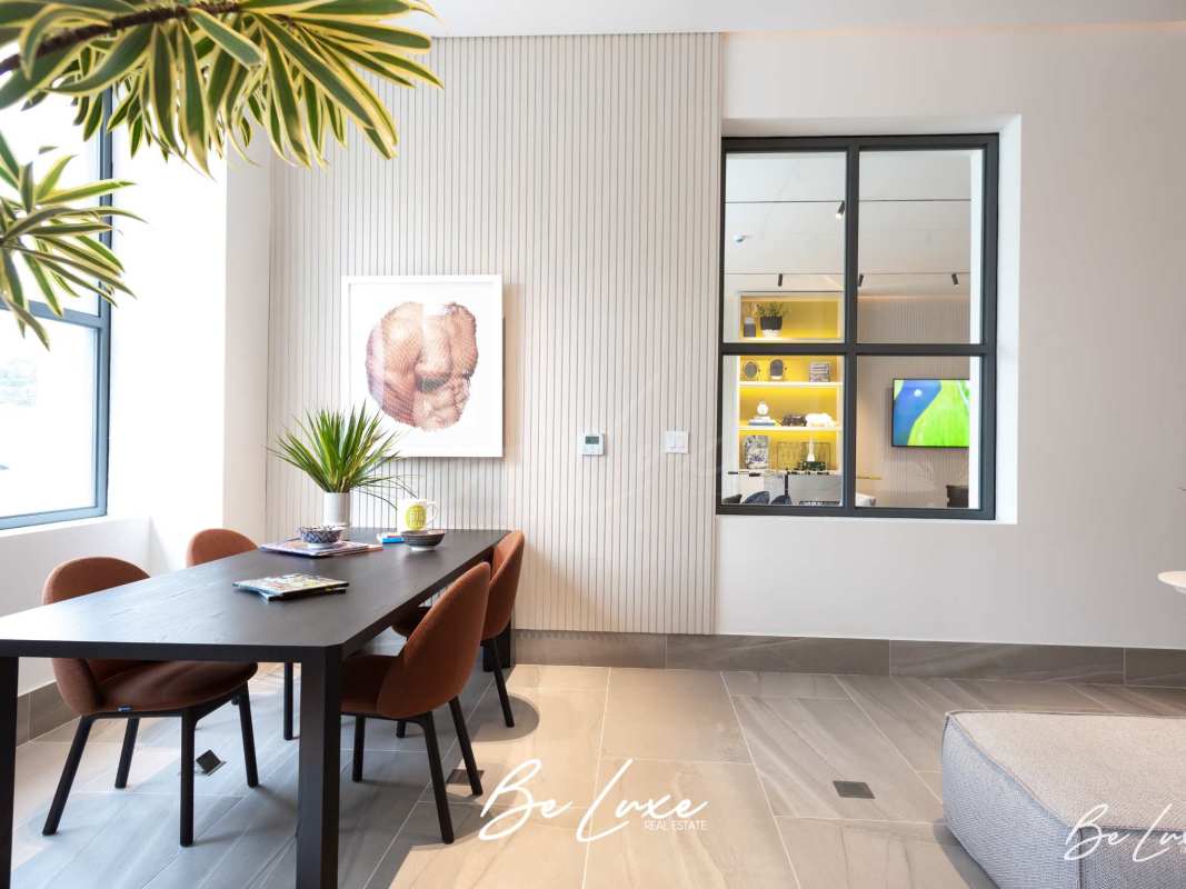 Lounge with foosball and pool tables for residents at PH Ocean House Santa María