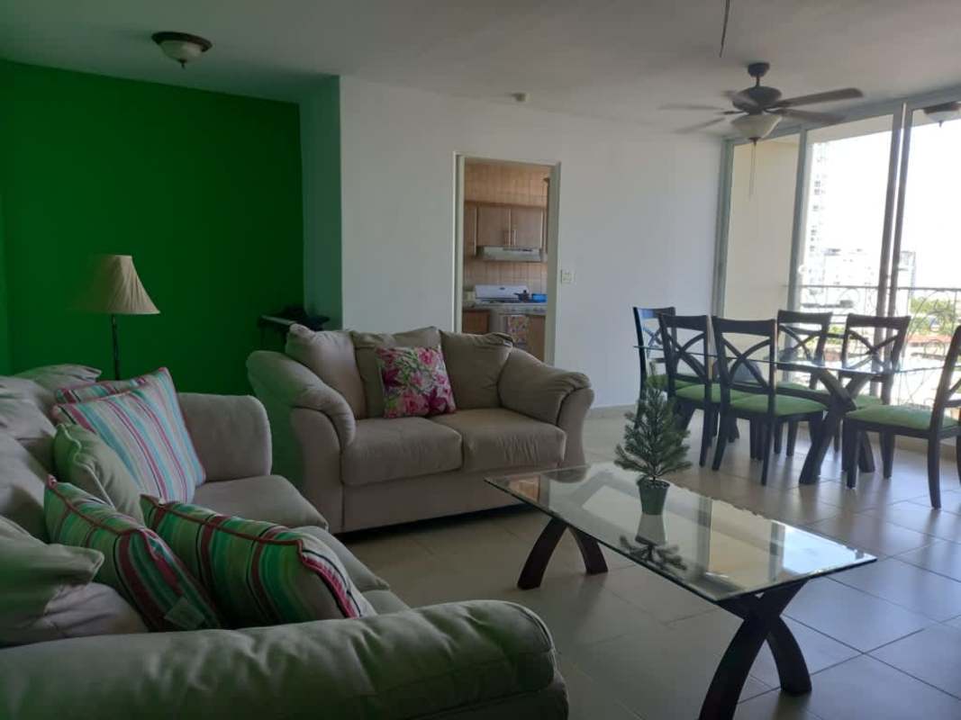 Closed kitchen with granite countertops gas stove tile backsplash PH Portofino Panama City