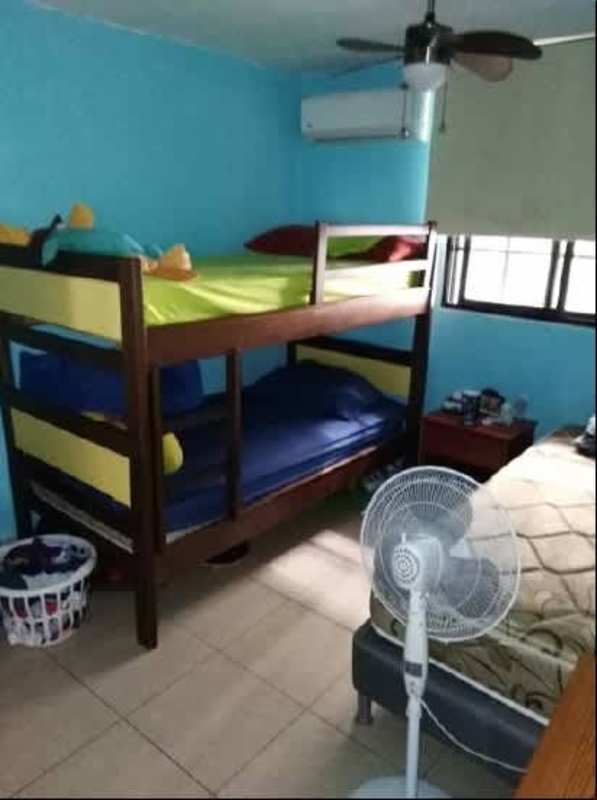 Bedroom with bunk bed and air conditioning PH Villa Andalucía Las Acacias Panama