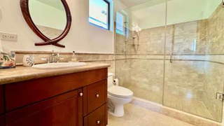 Single-family luxury beachfront home for Sale in Farallón - 4 bedrooms