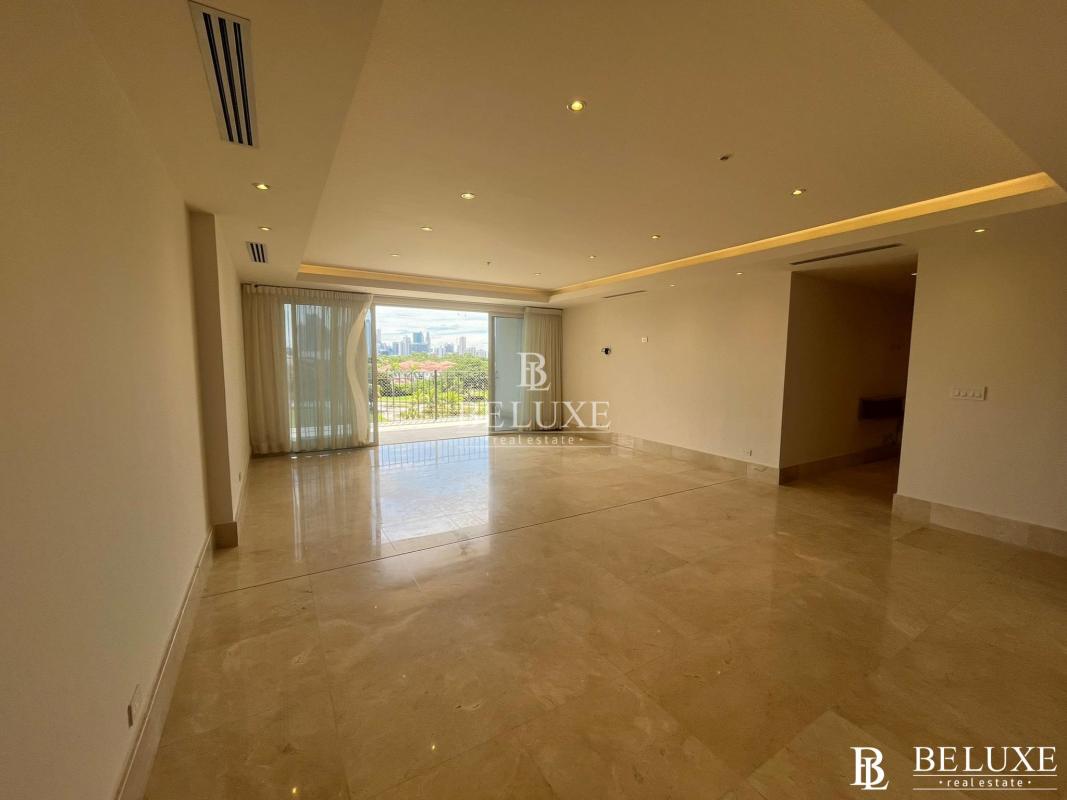 Modern kitchen with stone countertop, appliances in Santa Maria luxury rental