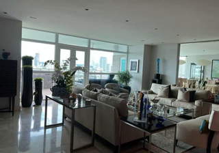 Apartment for Sale in San Francisco - 4 bedrooms