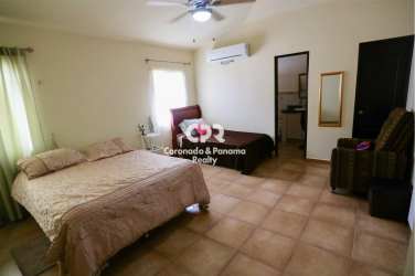 Golf Front 3BR House with Pool in Coronado Panama