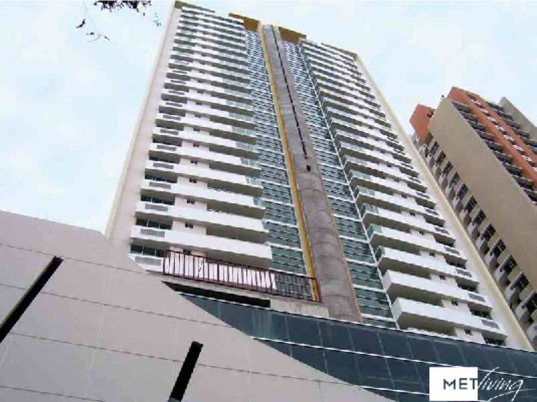 Modern 3BR Condo with Balcony in PH Solaris El Cangrejo
