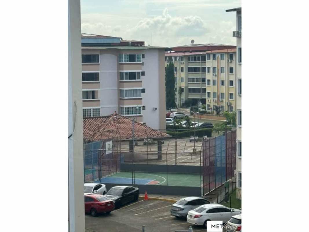 Cozy 2BR Apartment Pool Parking Parque del Este Chanis