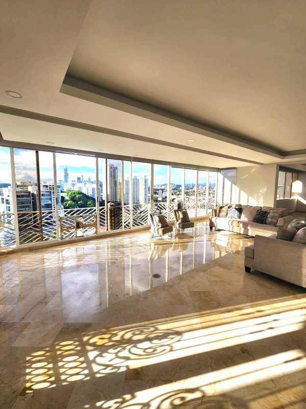 Spacious contemporary kitchen with marble island, modern cabinetry and appliances in PH Terranova Panama