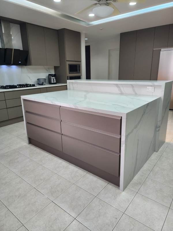 Spacious 4BR Luxury Apartment PH Terranova El Cangrejo