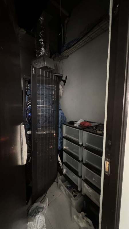 Spacious Mezzanine Office for Rent in PH Plaza Edison Panama