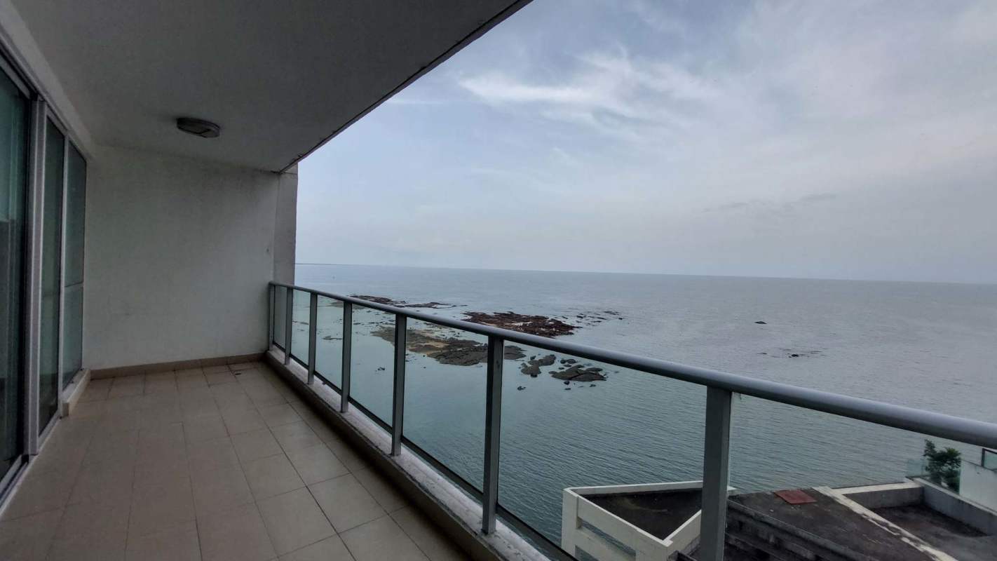 Luxury Oceanfront 2BR Apartment PH Ocean Club Punta Pacifica