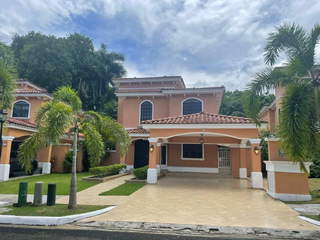 House for Sale in Clayton - 3 bedrooms